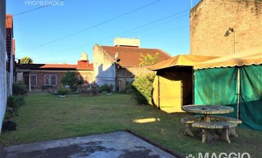 CASA 2 AMBIENTES VILLA LUZURIAGA