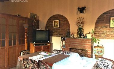 CASA 2 AMBIENTES VILLA LUZURIAGA