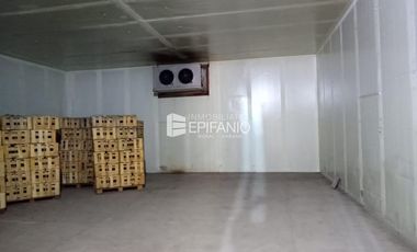 Venta - Dos cámaras de frio zona Cervantes - A008