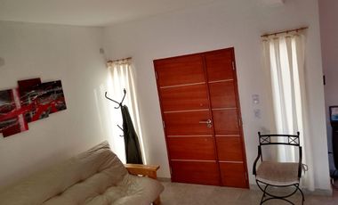 VENTA CASA EN MAR DE AJO GAS NATURAL GARAGE PARA DOS AUTOS