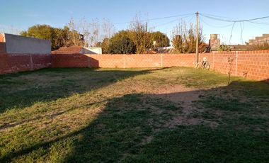 VENTA CASA EN MAR DE AJO GAS NATURAL GARAGE PARA DOS AUTOS