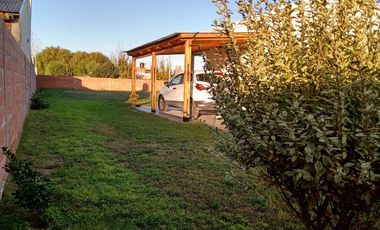 VENTA CASA EN MAR DE AJO GAS NATURAL GARAGE PARA DOS AUTOS