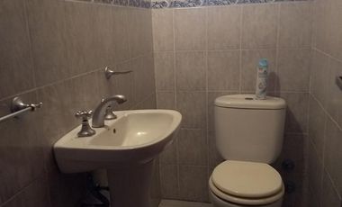 local casa venta  City Bell centro comercial gastronómico lote  250 m2