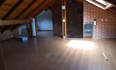 local casa venta  City Bell centro comercial gastronómico lote  250 m2