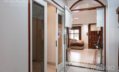 Venta Casa 5 Ambientes Tapiales