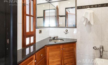 Venta Casa 5 Ambientes Tapiales