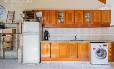 Venta Casa 5 Ambientes Tapiales