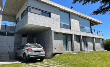 Casa en Venta Costa Esmeralda