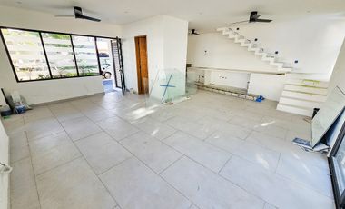 Casa NUEVA · 3 Recámaras · Arbolada · Av. Huayacán · Amenidades