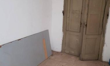 Lote - Galpón - Deposito - Taller textil - Fabrica - Local - Oficinas - Entrada para 4 o 5 Autos