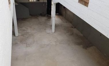 Lote - Galpón - Deposito - Taller textil - Fabrica - Local - Oficinas - Entrada para 4 o 5 Autos