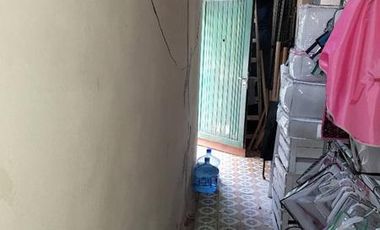 Lote - Galpón - Deposito - Taller textil - Fabrica - Local - Oficinas - Entrada para 4 o 5 Autos