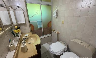 Venta de Departamento 4 ambientes con balcón en Wilde