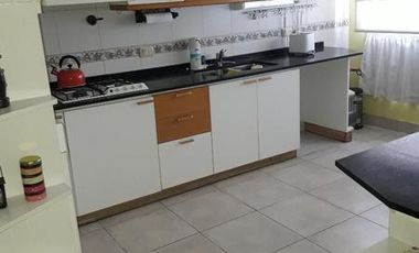 Excelente depto de 4 amb