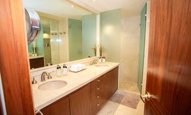 EN VENTA  PH JUNTO A ARCOS BOSQUES