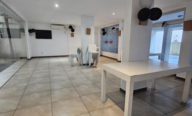 Departamento Monoambiente con balcón, parrilla y cochera cubierta en Vicente López