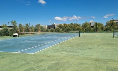 VENDE, LOTE A LAGUNA, PUEBLOS DEL PLATA, MAGALLANES al 200