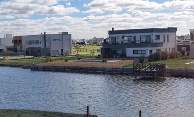 VENDE, LOTE A LAGUNA, PUEBLOS DEL PLATA, MAGALLANES al 200