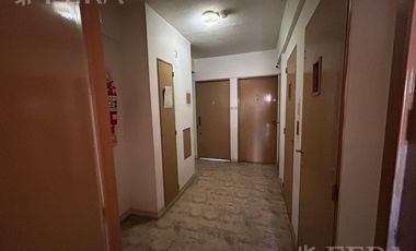 Venta departamento 3 ambientes con balcón en Lanús Este