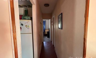 Venta departamento 3 ambientes con balcón en Lanús Este