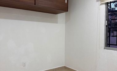 RENTO CASA EN COLINA ESMERALDA  $23,000