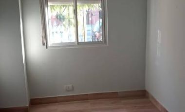 PH 3 Ambientes con entrada independiente – Totalmente refaccionado a nuevo – Parque Avellaneda, CABA