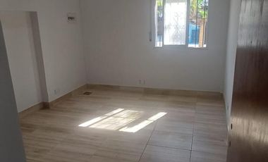 PH 3 Ambientes con entrada independiente – Totalmente refaccionado a nuevo – Parque Avellaneda, CABA