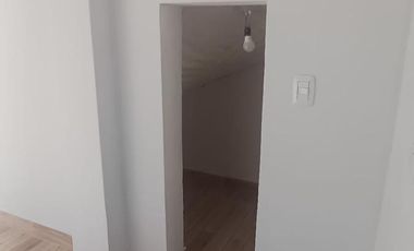 PH 3 Ambientes con entrada independiente – Totalmente refaccionado a nuevo – Parque Avellaneda, CABA