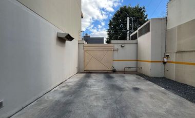 Alquiler cochera centrica  Villa Ballester