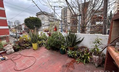 Venta casa 6 ambientes con patio en Crucecita