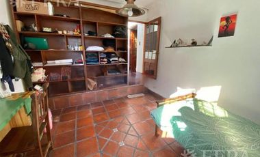 Venta casa 6 ambientes con patio en Crucecita