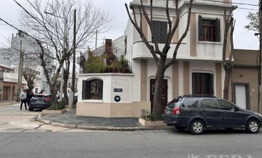 Venta casa 6 ambientes con patio en Crucecita