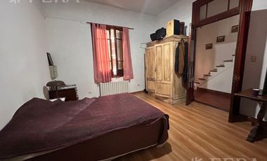 Venta casa 6 ambientes con patio en Crucecita