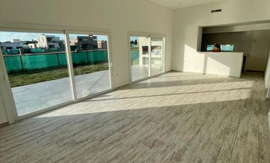 Casa en venta Barrio San Felipe Canning