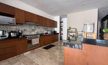 CASA EN VENTA PARQUE CENTRAL, Al Norte de la Ciudad de Mérida, Yuc.