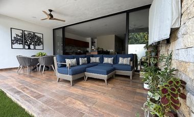 CASA EN VENTA PARQUE CENTRAL, Al Norte de la Ciudad de Mérida, Yuc.