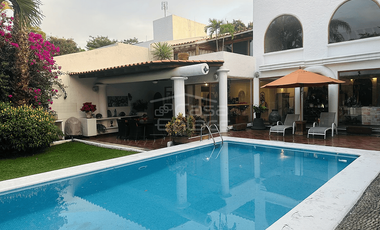 Casa en Fraccionamiento Hacienda San José Sumiya, Jiutepec, Morelos CAEN-1266-Fr