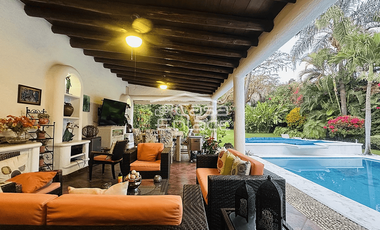 Casa en Fraccionamiento Hacienda San José Sumiya, Jiutepec, Morelos CAEN-1266-Fr