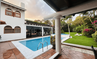 Casa en Fraccionamiento Hacienda San José Sumiya, Jiutepec, Morelos CAEN-1266-Fr