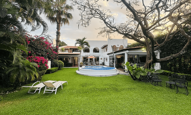 Casa en Fraccionamiento Hacienda San José Sumiya, Jiutepec, Morelos CAEN-1266-Fr