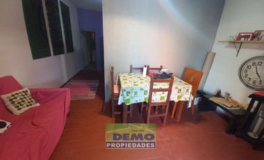 Casa en Planta Alta y 4 Departamentos