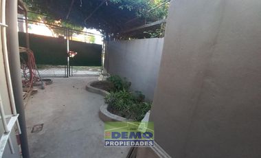 Casa en Planta Alta y 4 Departamentos