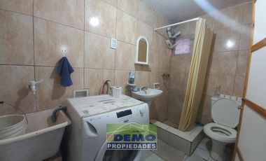 Casa en Planta Alta y 4 Departamentos