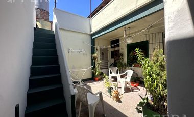 Venta casa 3 ambientes con patio en Sarandí
