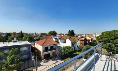 DUPLEX DE 4 AMBIENTES A ESTRENAR CON COCHERA Y TERRAZA EN PLANTA ALTA EN VENTA. CARAPACHAY