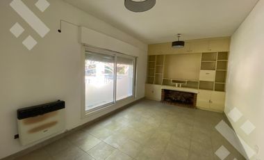 AQUILER DE CASA 5 DORMIS. - CIPOLLETTI - RIO NEGRO