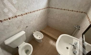 AQUILER DE CASA 5 DORMIS. - CIPOLLETTI - RIO NEGRO