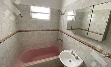 AQUILER DE CASA 5 DORMIS. - CIPOLLETTI - RIO NEGRO