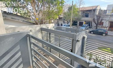 Departamento  de dos ambientes en alquiler , Moron Sur.