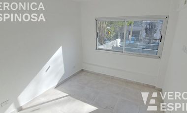 Departamento  de dos ambientes en alquiler , Moron Sur.